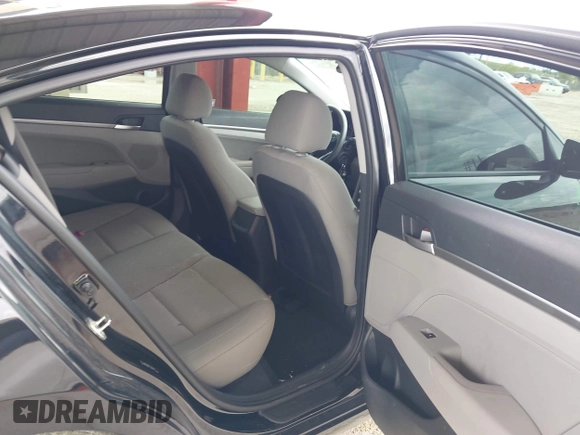 2020 Hyundai Elantra SEL z VIN 5NPD84LF9LH598145, wystawiony jako IAAI lot #42414232 z przebiegiem 57 955 mil mil oraz . Historia ofert i sprzedaży dostępna na DreamBid. Obrazek 8.