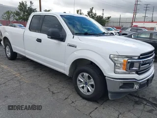 2018 Ford F-150 XL z VIN 1FTEX1C58JKF59560, wystawiony jako IAAI lot #41588032 z przebiegiem 138 858 mil mil oraz . Historia ofert i sprzedaży dostępna na DreamBid. Obrazek 1.