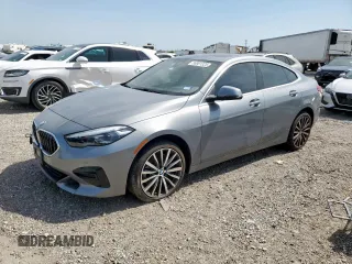 2022 BMW 2 Series 228i z VIN WBA53AK06N7J85280, wystawiony jako Copart lot #56981325 z przebiegiem 22 634 mil mil oraz Szkoda całkowita • Salvage title. Historia ofert i sprzedaży dostępna na DreamBid. Obrazek 1.