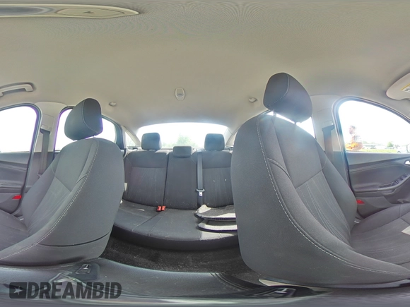 2018 Ford Focus SE z VIN 1FADP3F24JL204488, wystawiony jako Copart lot #54733625 z przebiegiem Nie podano mil oraz Szkoda całkowita • Salvage title. Historia ofert i sprzedaży dostępna na DreamBid. Obrazek 14.