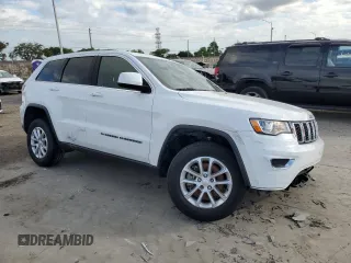 2022 Jeep Grand Cherokee WK Laredo E with VIN 1C4RJFAG7NC151538, listed as a Copart auction lot 81108814 with 18,199 mi miles and Non Repairable. Bid and sale history available at carsss.com. Image 4.