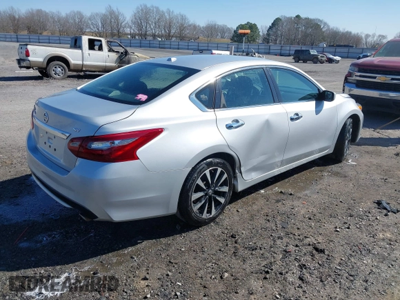2018 Nissan Altima SV with VIN 1N4AL3AP6JC189946, listed as a IAAI auction lot 41576742 with 152,300 mi miles and . Bid and sale history available at DreamBid. Image 4.