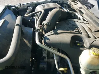 2014 Ram 1500 Big Horn z VIN 1C6RR6GT4ES120788, wystawiony jako IAAI lot #43279713 z przebiegiem 145 985 mil mil oraz . Historia ofert i sprzedaży dostępna na DreamBid. Obrazek 19.