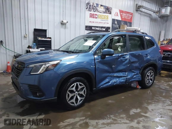 2024 Subaru Forester Premium with VIN JF2SKACC1RH515717, listed as a IAAI auction lot 41454827 with 6,391 mi miles. Bid and sale history available at carsss.com. Image 17.