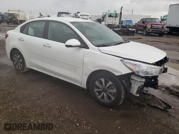 2022 Kia Rio LX with VIN 3KPA24AD1NE501016, listed as a Copart auction lot 80869534 with 64,305 mi miles and Salvage Title. Bid and sale history available at carsss.com. Image 4.