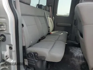 2004 Ford F-150 STX z VIN 1FTRX12WX4NA93239, wystawiony jako Copart lot #60365685 z przebiegiem 248 470 mil mil oraz Czysty tytuł • Clean title. Historia ofert i sprzedaży dostępna na DreamBid. Obrazek 10.