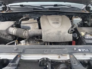 2019 Toyota Tacoma 4WD SR with VIN 5TFCZ5AN8KX168893, listed as a IAAI auction lot 41823745 with 146,557 mi miles. Bid and sale history available at carsss.com. Image 10.