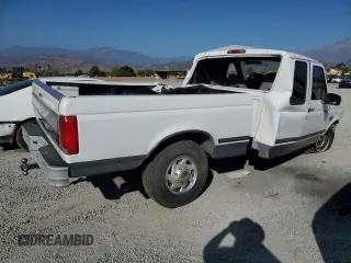 1996 Ford F-250 with VIN 1FTHX25F1TEA60108, listed as a Copart auction lot 75270254 with 205,770 mi miles and Salvage Title. Bid and sale history available at carsss.com. Image 3.