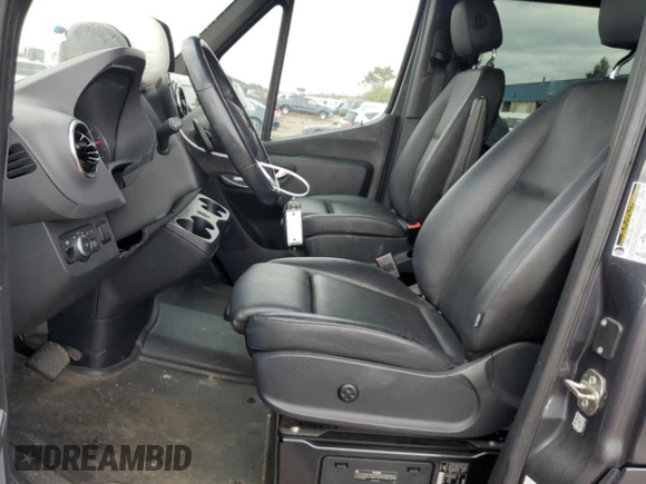 2020 Mercedes-Benz Sprinter with VIN W1Z4EFVY8LP226794, listed as a Copart auction lot 76091804 with 49,169 mi miles and Clean Title. Bid and sale history available at DreamBid. Image 7.