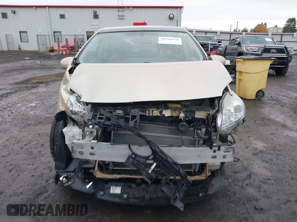 2010 Toyota Prius II with VIN JTDKN3DU2A0205717, listed as a IAAI auction lot 40910678 with 62,207 mi miles. Bid and sale history available at carsss.com. Image 13.