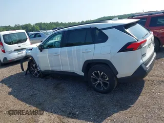 2020 Toyota RAV4 LE with VIN 2T3H1RFV1LC062449, listed as a IAAI auction lot 40064208 with 92,576 mi miles and . Bid and sale history available at DreamBid. Image 14.
