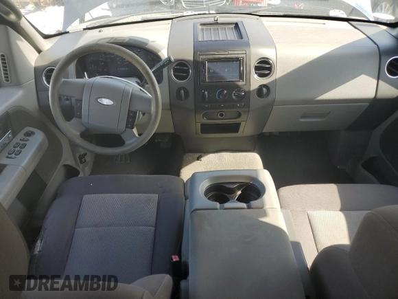 2006 Ford F-150 XLT with VIN 1FTPX14526FB47769, listed as a Copart auction lot 54506995 with 191,029 mi miles and Clean Title. Bid and sale history available at carsss.com. Image 8.