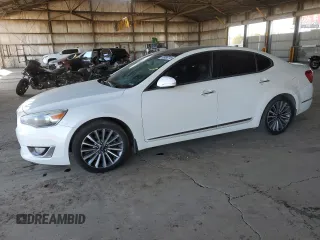 2015 Kia Cadenza Premium with VIN KNALN4D72F5174285, listed as a Copart auction lot 88986315 with 126,232 mi miles and Clean Title. Bid and sale history available at carsss.com. Image 1.