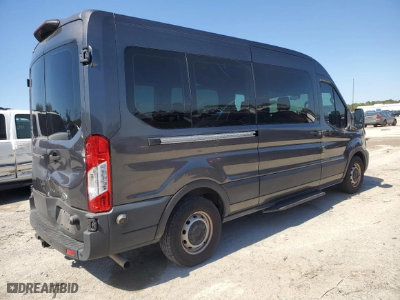 2020 Ford Transit Passenger Wagon XL with VIN 1FBAX2C85LKB20130, listed as a Copart auction lot 46573205 with 272,546 mi miles and Clean Title. Bid and sale history available at carsss.com. Image 3.