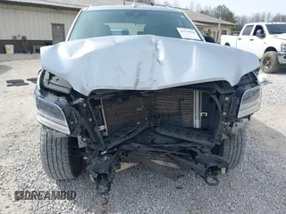2020 Lincoln Navigator with VIN 5LMJJ2NTXLEL09782, listed as a IAAI auction lot 41639938 with 59,125 mi miles and . Bid and sale history available at DreamBid. Image 6.