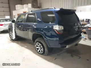 2019 Toyota 4Runner SR5 with VIN JTEBU5JR7K5617372, listed as a IAAI auction lot 41866928 with 52,088 mi miles. Bid and sale history available at carsss.com. Image 3.