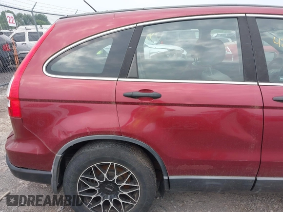 2009 Honda CR-V LX z VIN 5J6RE48329L018553, wystawiony jako IAAI lot #42486300 z przebiegiem 239 685 mil mil oraz . Historia ofert i sprzedaży dostępna na DreamBid. Obrazek 6.