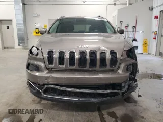 2017 Jeep Cherokee High Altitude с VIN 1C4PJMDS5HW558157, выставлен на аукционе Copart как лот 57960415 с пробегом 81 272 миль миль и Списание • Salvage title. История ставок и продаж доступна на DreamBid. Изображение 5.