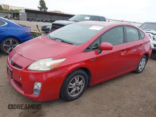 2010 Toyota Prius II z VIN JTDKN3DU7A0143795, wystawiony jako IAAI lot #42459942 z przebiegiem 194 459 mil mil oraz . Historia ofert i sprzedaży dostępna na DreamBid. Obrazek 2.
