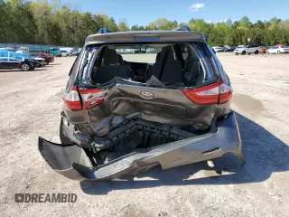 2016 Toyota Sienna LE AAS с VIN 5TDKK3DC7GS723554, выставлен на аукционе Copart как лот 53332905 с пробегом 131 216 миль миль и Списание • Salvage title. История ставок и продаж доступна на DreamBid. Изображение 6.