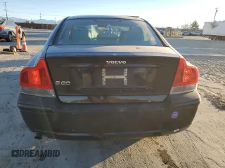 2005 Volvo S60 with VIN YV1RS612X52435120, listed as a Copart auction lot 87970165 with 254,328 mi miles and Salvage title. Bid and sale history available at DreamBid. Image 6.