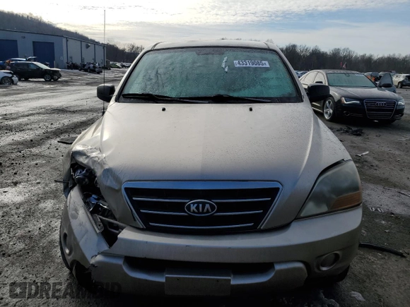 2007 Kia Sorento LX with VIN KNDJD736975752035, listed as a Copart auction lot 43319085 with 137,170 mi miles and Salvage title. Bid and sale history available at DreamBid. Image 5.