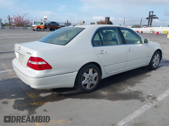2004 Lexus LS 430 with VIN JTHBN36F140165275, listed as a IAAI auction lot 42182212 with 246,908 mi miles and . Bid and sale history available at DreamBid. Image 4.