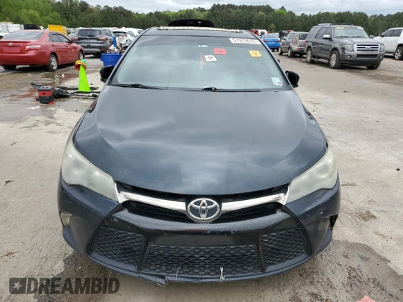 2015 Toyota Camry XLE with VIN 4T1BF1FK1FU103785, listed as a Copart auction lot 51970635 with 305,498 mi miles and Clean Title. Bid and sale history available at DreamBid. Image 5.