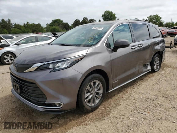 2021 Toyota Sienna XLE z VIN 5TDJSKFC0MS033577, wystawiony jako Copart lot #57146505 z przebiegiem 60 397 mil mil oraz Szkoda całkowita • Salvage title. Historia ofert i sprzedaży dostępna na DreamBid. Obrazek 1.
