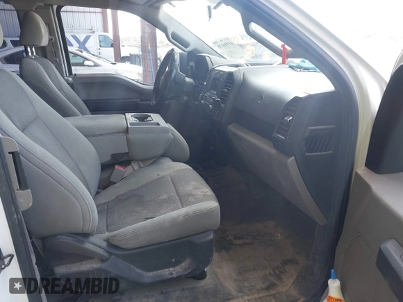 2016 Ford F-150 XL with VIN 1FTEX1C88GFD59256, listed as a IAAI auction lot 41956070 with 208,961 mi miles and . Bid and sale history available at carsss.com. Image 5.