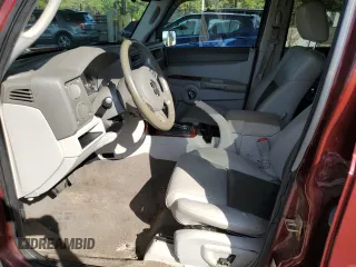 2006 Jeep Commander Limited с VIN 1J8HH58N06C369210, выставлен на аукционе Copart как лот 74935034 с пробегом 307 186 миль миль и Списание • Salvage title. История ставок и продаж доступна на DreamBid. Изображение 7.