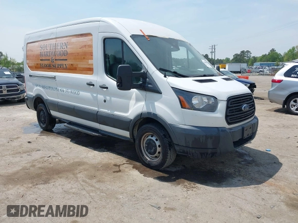 2018 Ford Transit with VIN 1FTYR2CM4JKA25671, listed as a IAAI auction lot 42086863 with 318,045 mi miles. Bid and sale history available at carsss.com. Image 1.