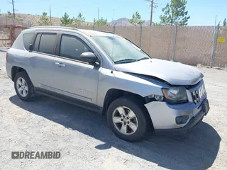 2016 Jeep Compass Sport z VIN 1C4NJCBB2GD577084, wystawiony jako IAAI lot #42572348 z przebiegiem 164 234 mil mil oraz . Historia ofert i sprzedaży dostępna na DreamBid. Obrazek 1.