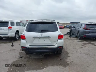 2012 Toyota Highlander Limited с VIN 5TDDK3EH6CS100245, выставлен на аукционе IAAI как лот 42125324 с пробегом 106 156 миль миль и . История ставок и продаж доступна на DreamBid. Изображение 16.