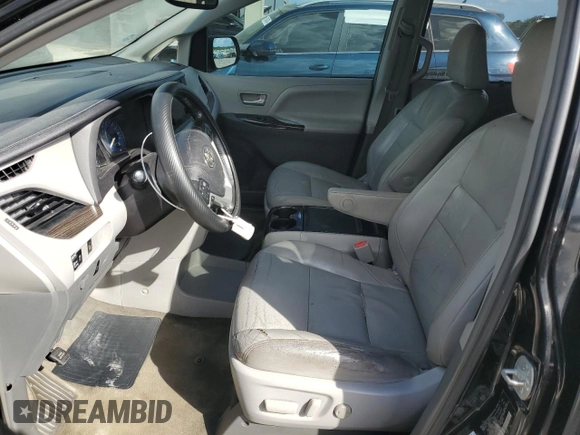 2015 Toyota Sienna XLE with VIN 5TDYK3DC7FS611488, listed as a Copart auction lot 45580075 with 193,344 mi miles and Salvage Title. Bid and sale history available at DreamBid. Image 7.
