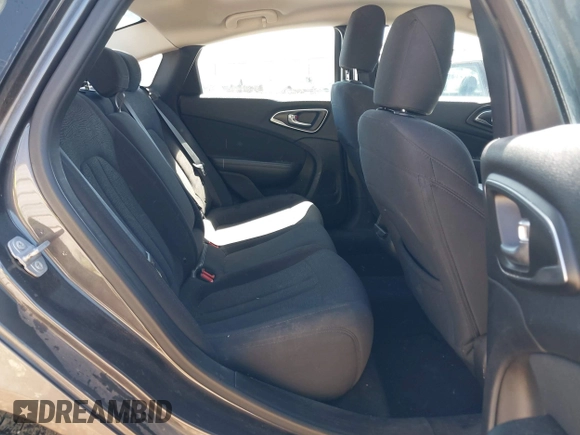 2015 Chrysler 200 Limited with VIN 1C3CCCAB4FN667823, listed as a IAAI auction lot 41814111 with 107,514 mi miles. Bid and sale history available at carsss.com. Image 8.