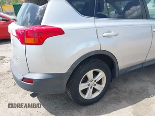 2013 Toyota RAV4 XLE with VIN JTMRFREV1DD002160, listed as a IAAI auction lot 42096185 with 195,042 mi miles. Bid and sale history available at carsss.com. Image 6.