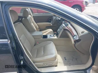 2005 Acura RL z VIN JH4KB16545C018873, wystawiony jako IAAI lot #42423476 z przebiegiem 237 834 mil mil oraz . Historia ofert i sprzedaży dostępna na DreamBid. Obrazek 5.