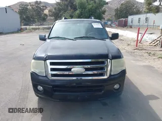2008 Ford Expedition SSV с VIN 1FMFU155X8LA50015, выставлен на аукционе IAAI как лот 42258284 с пробегом 218 117 миль миль и . История ставок и продаж доступна на DreamBid. Изображение 6.