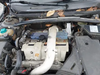 2004 Volvo S60 R with VIN YV1RH52Y742375744, listed as a IAAI auction lot 41493592 with 1 mi miles. Bid and sale history available at carsss.com. Image 10.