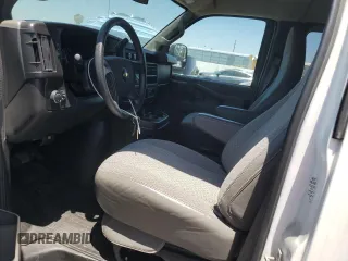 2016 Chevrolet Express Passenger LT with VIN 1GAZGPFG8G1194824, listed as a Copart auction lot 57914775 with 45,291 mi miles and Clean title. Bid and sale history available at DreamBid. Image 7.