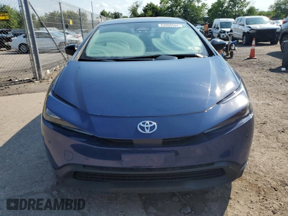2023 Toyota Prius LE z VIN JTDACAAU8P3000694, wystawiony jako Copart lot #63066504 z przebiegiem 34 371 mil mil oraz Szkoda całkowita • Salvage title. Historia ofert i sprzedaży dostępna na DreamBid. Obrazek 5.
