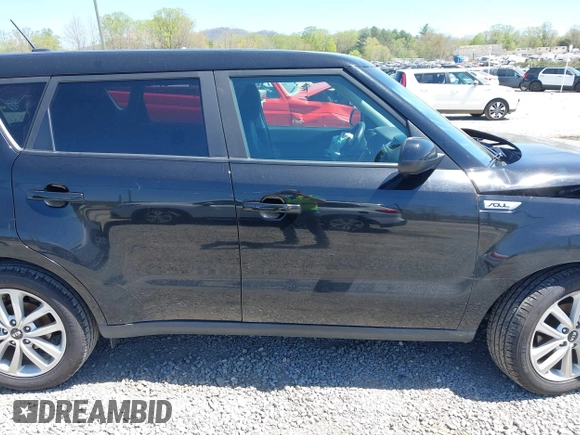 2018 Kia Soul + with VIN KNDJP3A5XJ7506584, listed as a IAAI auction lot 42048328 with 114,245 mi miles and . Bid and sale history available at DreamBid. Image 13.