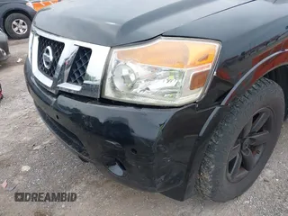 2008 Nissan Armada SE z VIN 5N1BA08D48N609079, wystawiony jako IAAI lot #42279932 z przebiegiem 162 921 mil mil oraz . Historia ofert i sprzedaży dostępna na DreamBid. Obrazek 13.