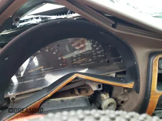 1997 Toyota 4Runner SR5 z VIN JT3HN86R8V0091393, wystawiony jako Copart lot #53583435 z przebiegiem 232 381 mil mil oraz Szkoda całkowita • Salvage title. Historia ofert i sprzedaży dostępna na DreamBid. Obrazek 9.