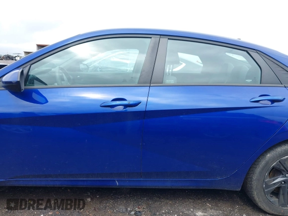 2023 Hyundai Elantra SEL with VIN 5NPLS4AG7PH090562, listed as a IAAI auction lot 42253438 with 56,800 mi miles and . Bid and sale history available at DreamBid. Image 15.