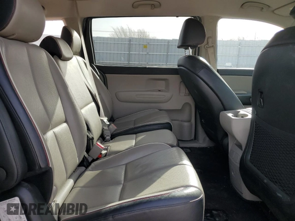 2021 Kia Sedona LX with VIN KNDMB5C1XM6672437, listed as a Copart auction lot 49136685 with 99,787 mi miles and Salvage Title. Bid and sale history available at carsss.com. Image 11.