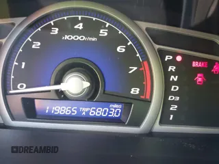 2010 Honda Civic LX с VIN 2HGFG1B64AH523775, выставлен на аукционе IAAI как лот 42288677 с пробегом 119 865 миль миль и . История ставок и продаж доступна на DreamBid. Изображение 7.
