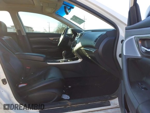 2014 Nissan Altima S with VIN 1N4AL3AP2EC150373, listed as a IAAI auction lot 41212387 with 175,356 mi miles and . Bid and sale history available at DreamBid. Image 5.