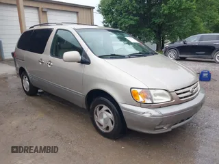 2001 Toyota Sienna LE with VIN 4T3ZF13CX1U367504, listed as a IAAI auction lot 42111583 with 302,801 mi miles and . Bid and sale history available at DreamBid. Image 1.